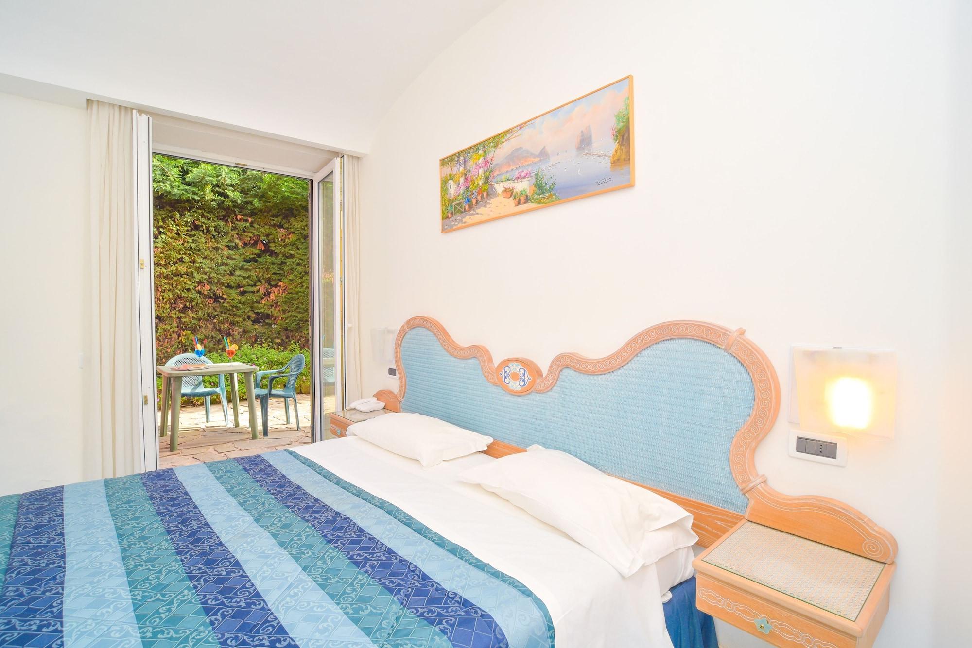 Albergo Italia - Beach Hotel Casamicciola Terme Exterior photo