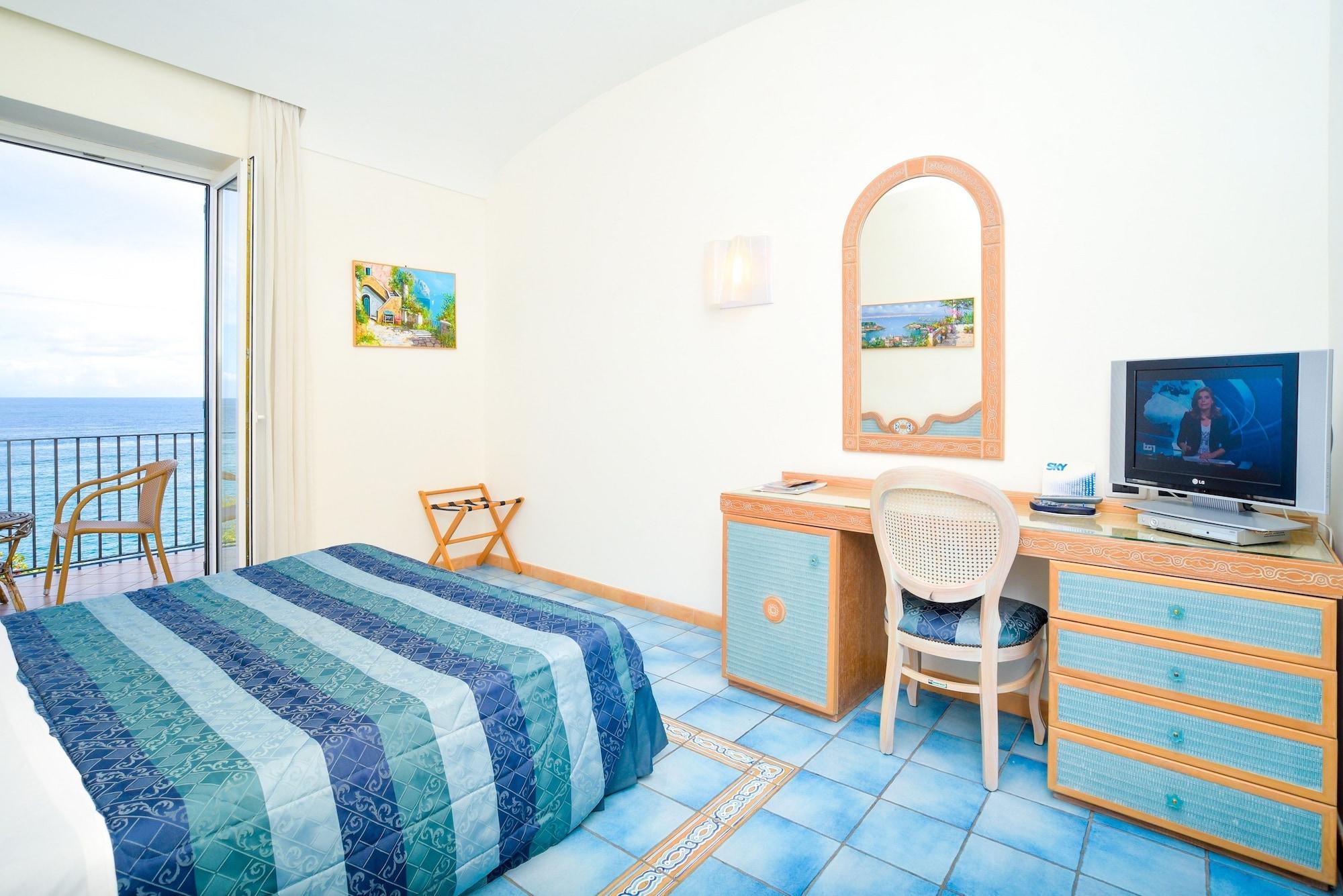 Albergo Italia - Beach Hotel Casamicciola Terme Exterior photo